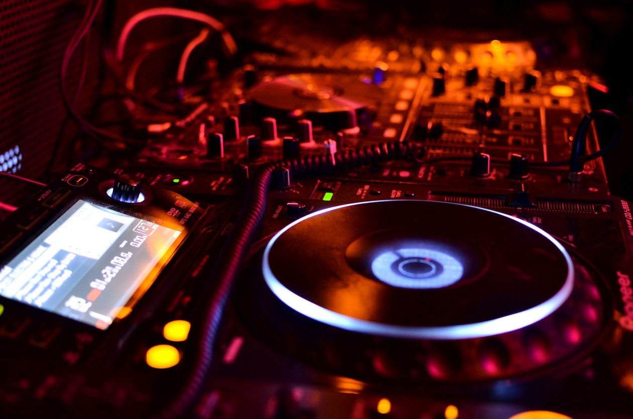 que-se-necesita-para-hacer-musica-electronica