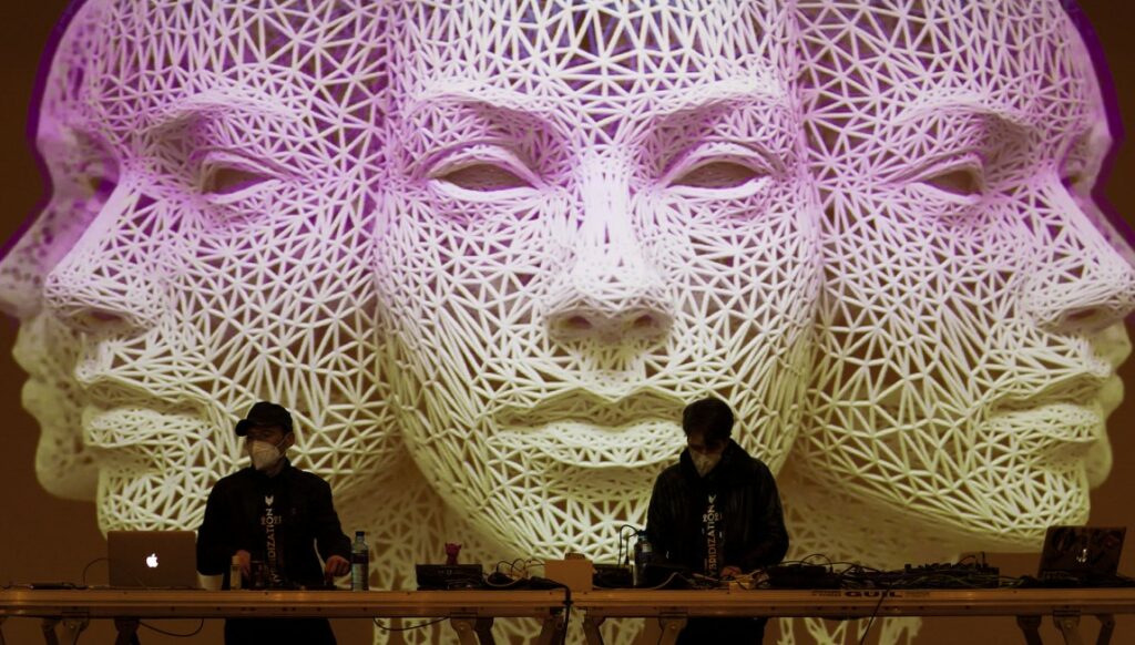 David_Mallada_Rob_Loren-Hybridization