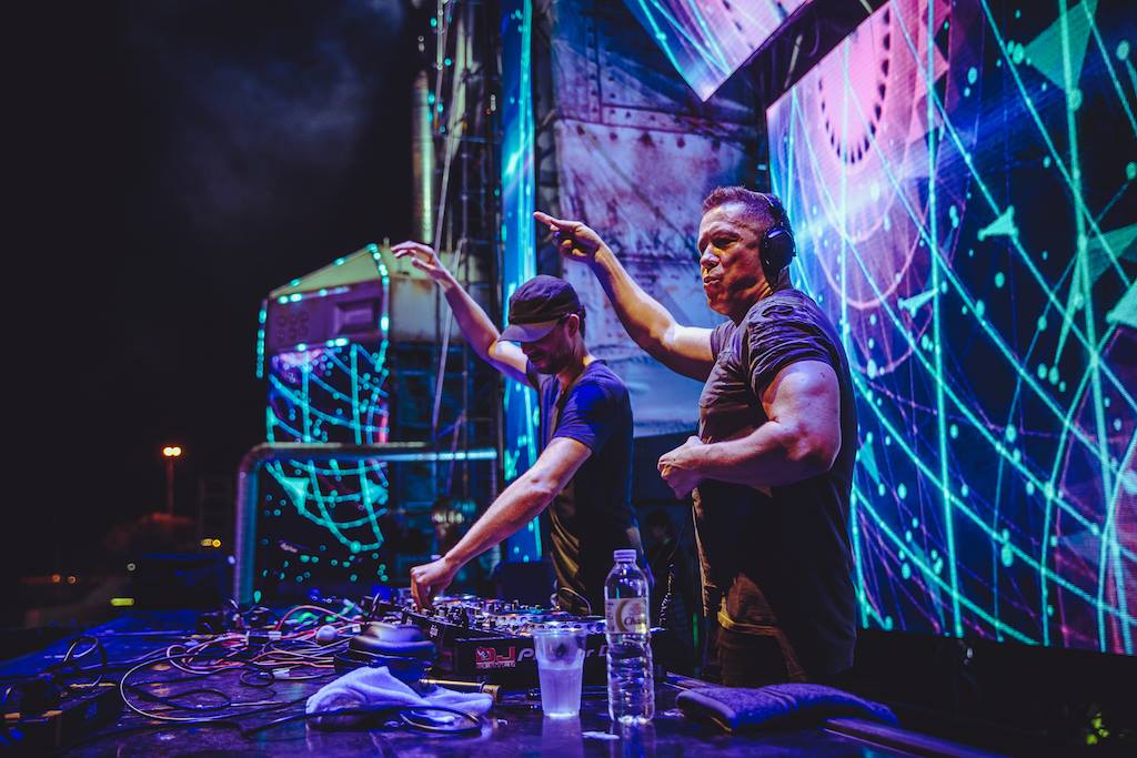 Cosmic Gate